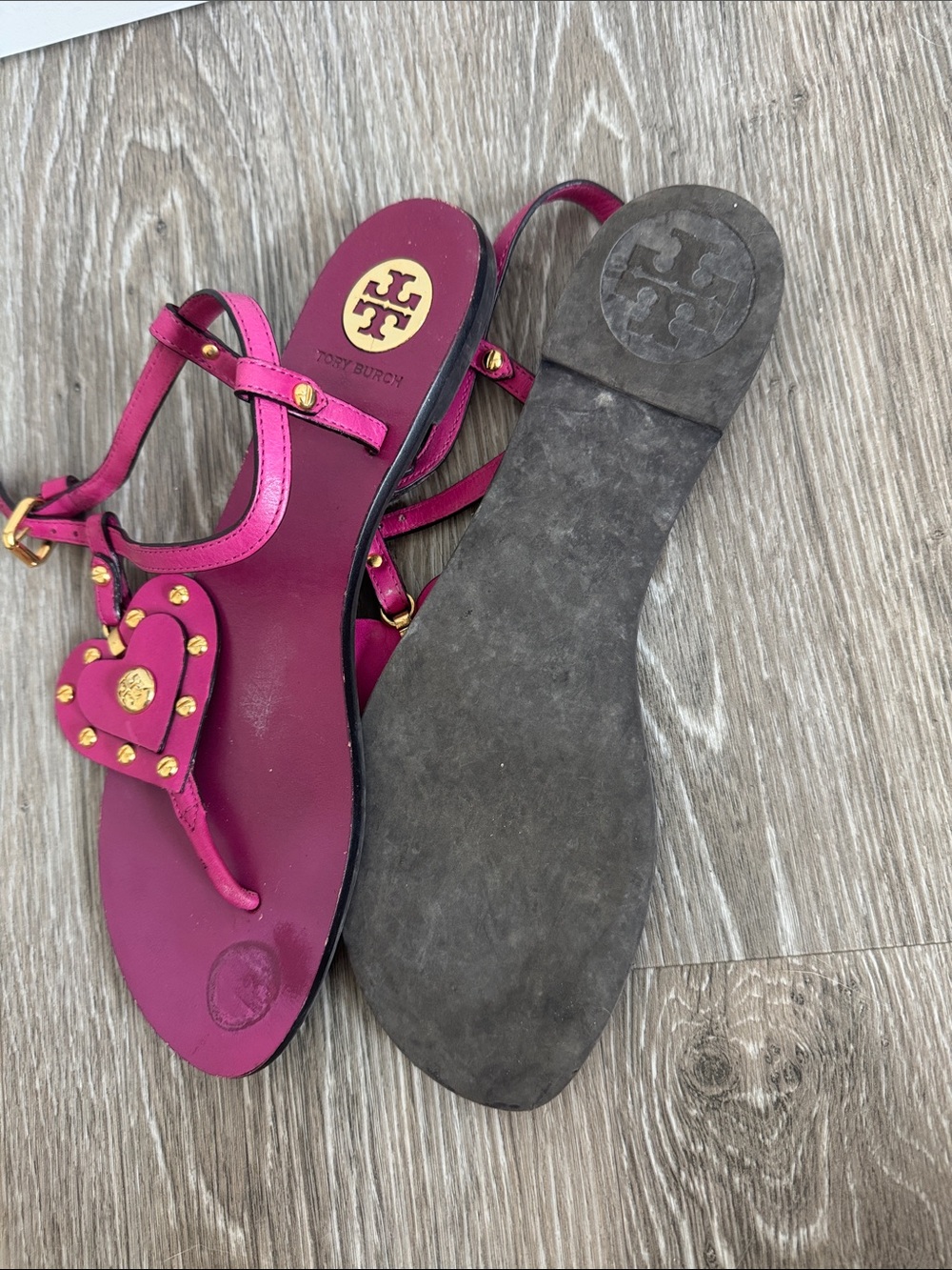 Tory Burch Heart Stud Leather sandals - Picture 3 of 4
